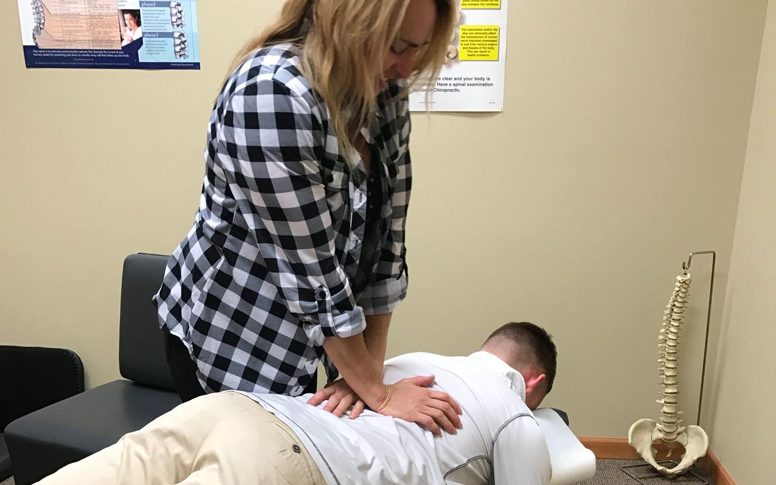 Dr. Michelle Stafford adjusting a patient at Stafford Chiropractic in New Berlin